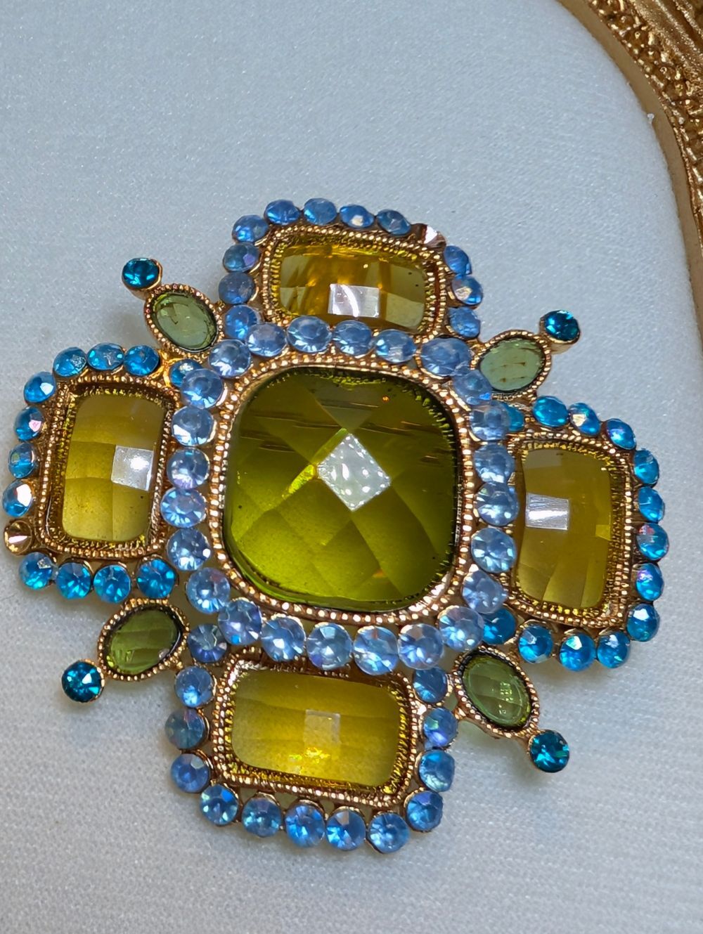 Gold Blue Rhinestone Statement Brooch Large Green Glass Cabochon Pin Glam Gift - Picture 7 of 7